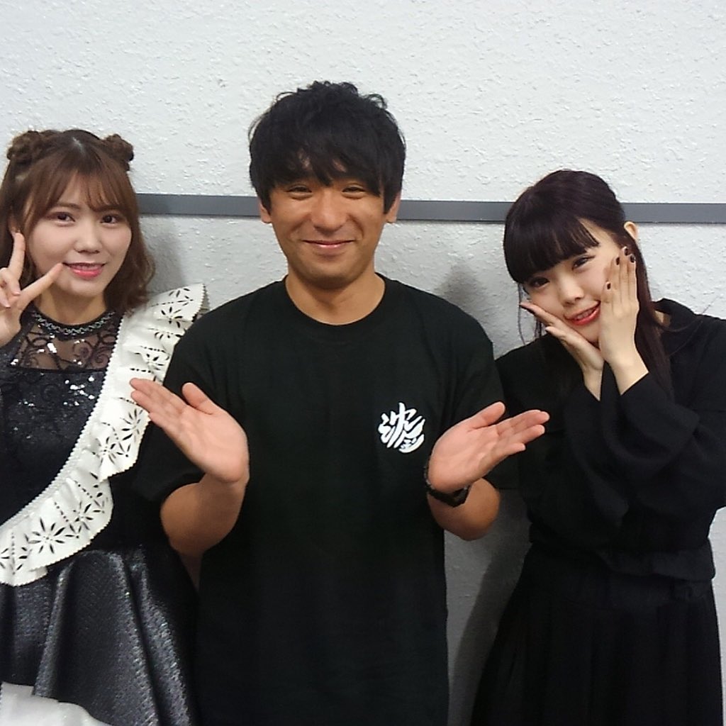 kanarin_nkyk's tweet photo. おまけ

1枚目
山崎怜奈
でんぱ組 藤咲彩音さん

岩村蓮加
伊藤かりん
川後陽菜 https://t.co/SH3wiviGFR