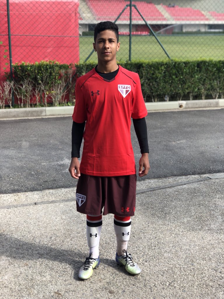 GMesquita06's tweet photo. “Peça a Deus que abençoes seus planos, e eles darão certo”. Provérbios 16:3 #devoltaaa 🙌🏽⚽️ https://t.co/NhuxzWv10O