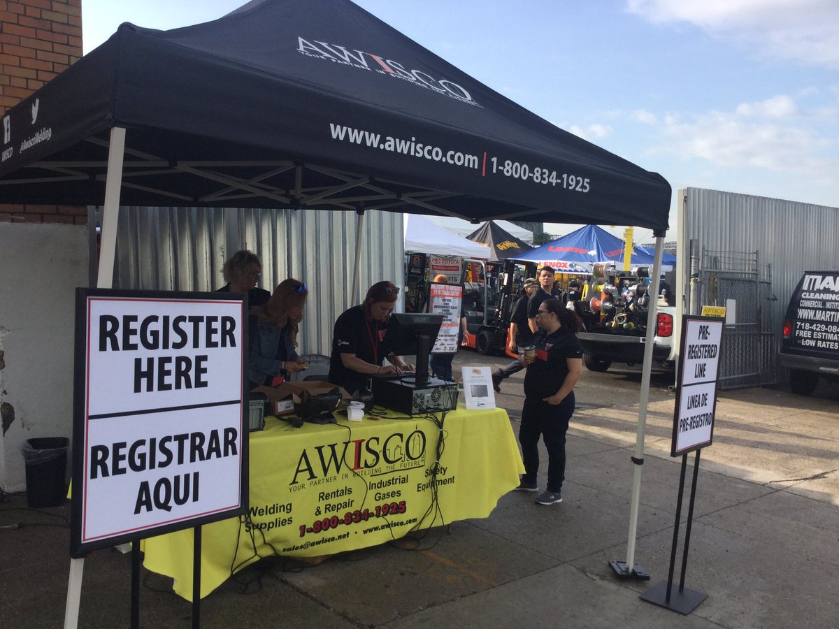 AwiscoWelding's tweet photo. We're here till 4!! #AWISCOTradeShow2018 https://t.co/e6VlFjvF1t