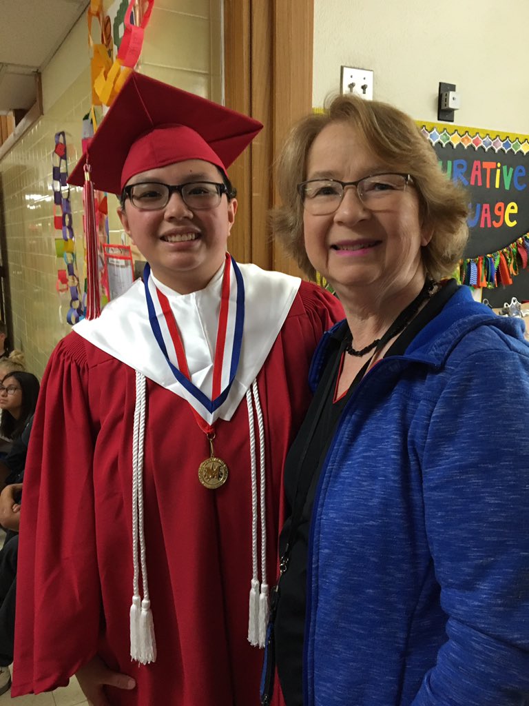 lweaveremma's tweet photo. #ruthes Happiness is seeing a former ESL student who says "thank you"!  She is one of the top students. https://t.co/3pSaBKxudJ