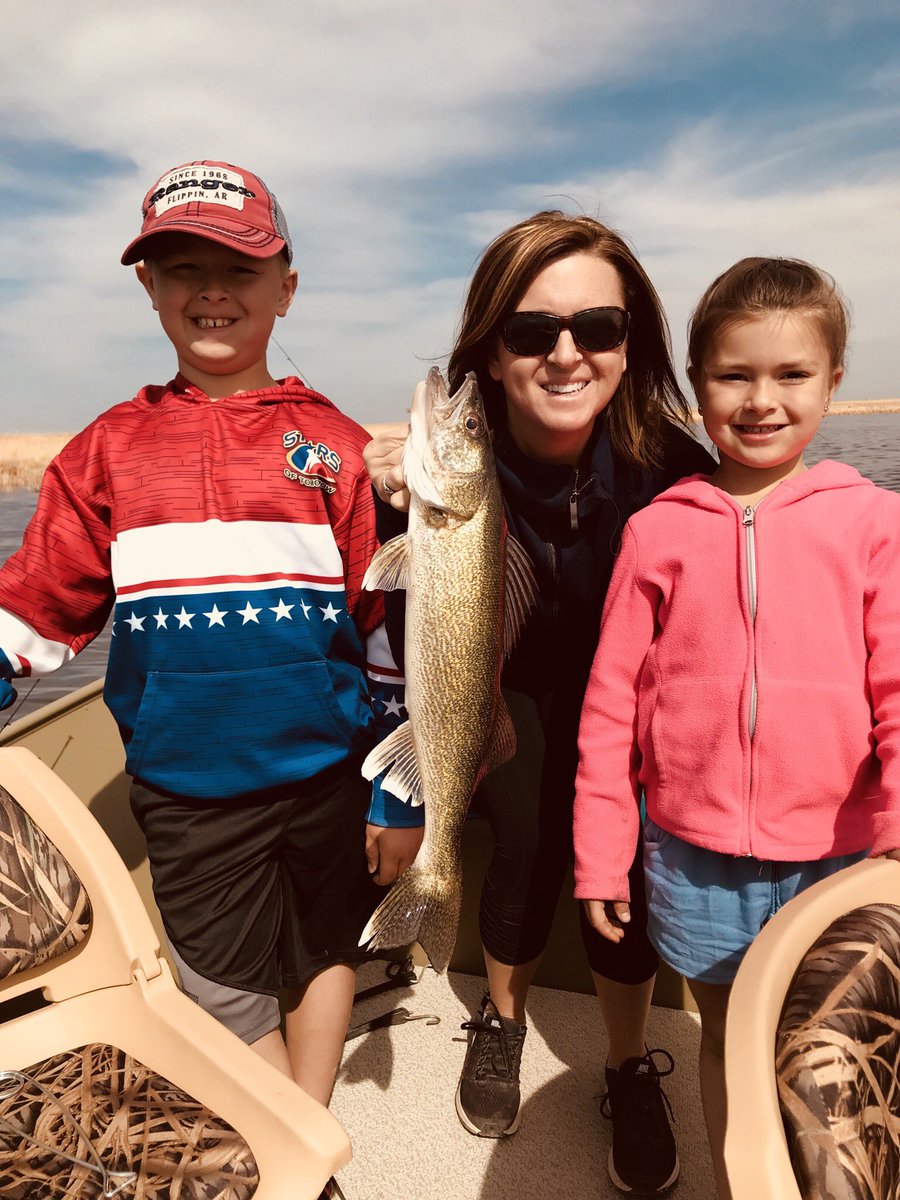 devilslakeguide's tweet photo. Bry’s Guide Service!!
Devils Lake ND...it’s time!! https://t.co/HkDnIwRmGj