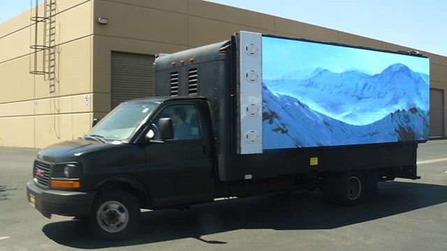 1st_Look_Truck's tweet photo. We build digital billboard trucks and trailers.
#vegas #chicago #newyork #losangeles #miami #sanfrancisco #houston #denver #philadelphia #washingtondc #seattle #minneapolis #stlouis #pdx #phoenix #sandiego #cleveland #detroit #toronto #indianapolis #sacramento #reno #saltla… https://t.co/JRtJiys6vG