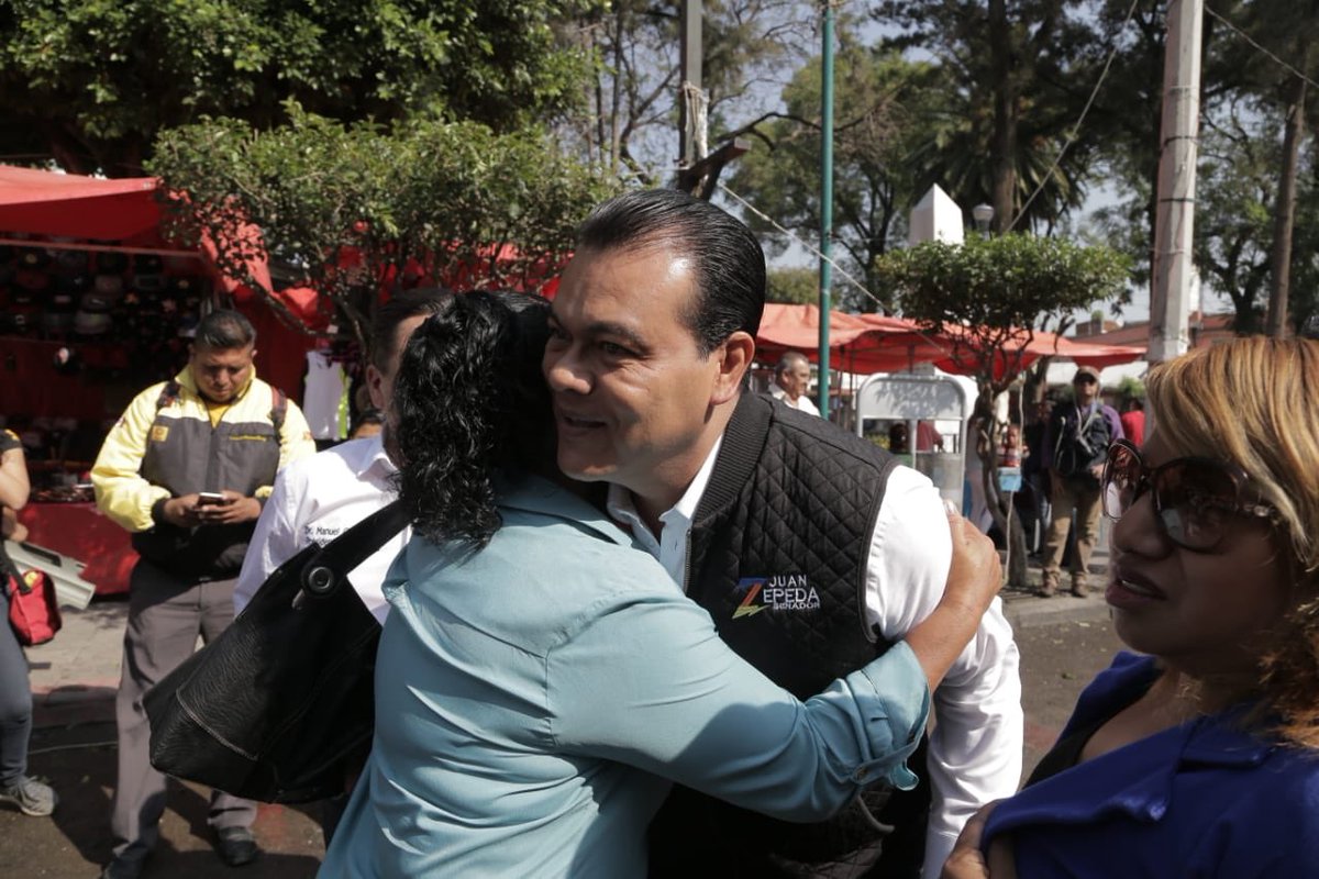 JuanZepeda_'s tweet photo. Gracias a toda la banda de #Chimalhuacán por su recibimiento y muestras de afecto. 🤘🏼 https://t.co/a9WL4c6sSY