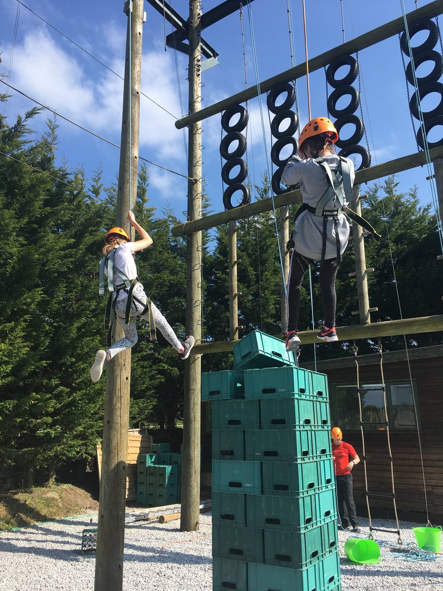 MrsPetchY6's tweet photo. High ropes challenges @HAOEC #BoothferrydoesHighAdventure2018 #conqueringfears #teamwork @BoothferryPS @MrsEmmerson @MrCapewell77 @BPS_Gowthorpe https://t.co/Cu7CUdTBoH