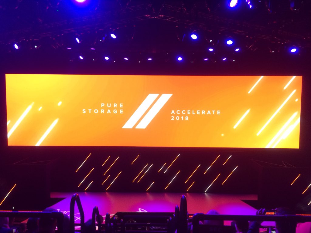 _joahmed's tweet image. 2nd day of new stuff... #purefun #purestorage #PureAccelerate @mhuebers @mvollenscheer @Frank_atPure @PureChrifu