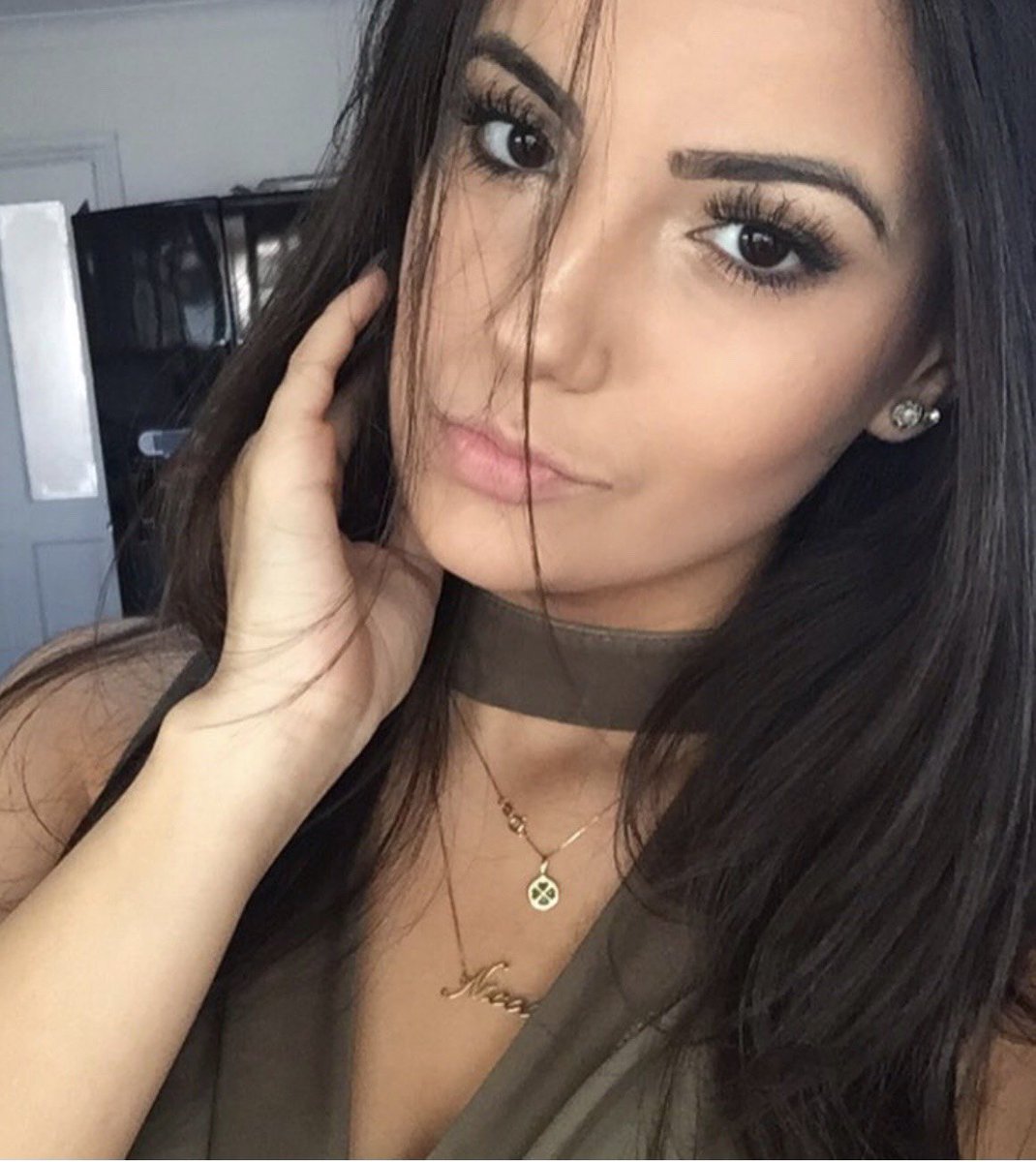 RedHareDigital's tweet image. We're really excited to welcome @CaaseyBarker and @niicolecorrales to the Red Hare family and of course little Harlow! ❤️🐇