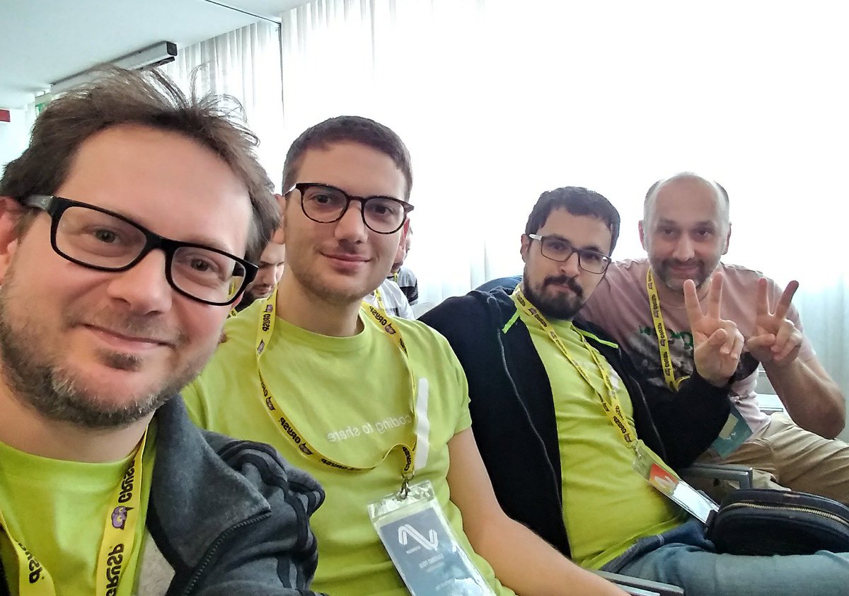 extrategy's tweet image. @jsconfit noi c&apos;eravamo!! #jsday #frameworkless
extrategy.net/it/blog/jsday-…