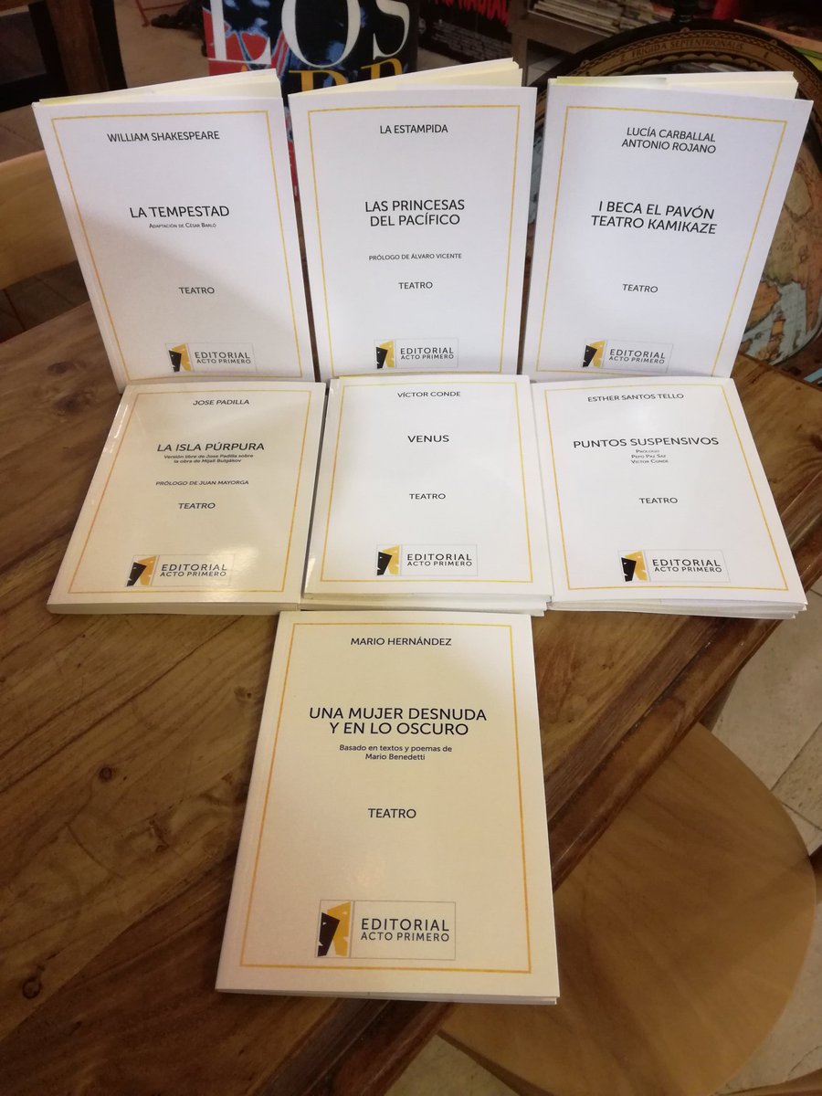 OchoyMedio_'s tweet photo. ¡Estamos de enhorabuena! A partir de ahora tendremos disponibles los libros de @ActoPrimeroEdit en nuestra librería. Entre ellos ya está a la venta #PuntosSuspensivos de @EstherSantosTel que muy pronto estará en @teatrolara
#teatro #actrices #actores @ActoPrimero https://t.co/8KkyiZ1OUp