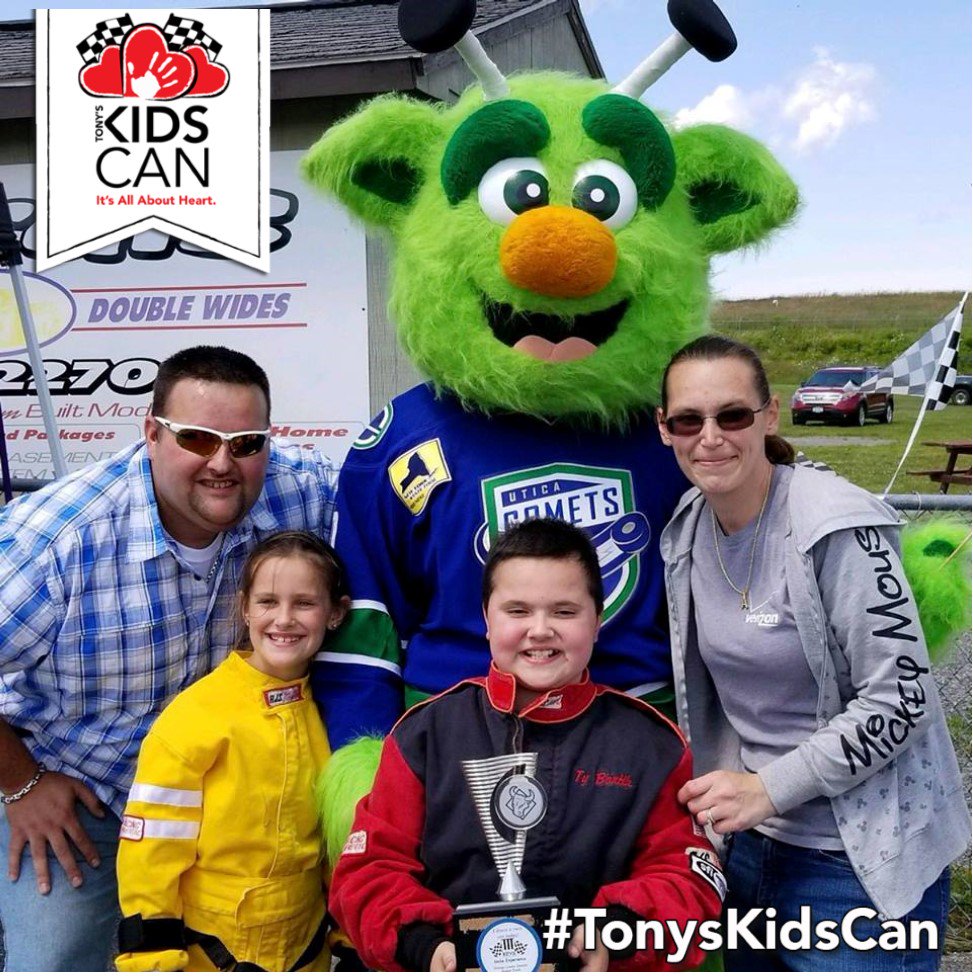 TheKEYSProgram's tweet image. Meet Aiden! Although diagnosed with Muscular Dystrophy, Aiden doesn&apos;t let that stop him from racing around the track at our Smile Experience each year! Join us in wishing Aiden a HAPPY BIRTHDAY today! #aidenrocks #itsallaboutthesmiles #keysprogram #aidencan #tonyskidscan @14TSF