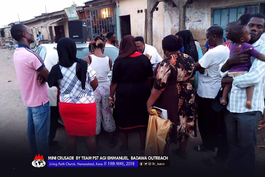 lfc_kano's tweet photo. Moments captured during the mini crusade held at Badawa, Kano state by Team Pst. Agi Emmanuel.

#Operation615
#SoulWinning
#WinnersChapelIntlKano https://t.co/xUHaWGJygo