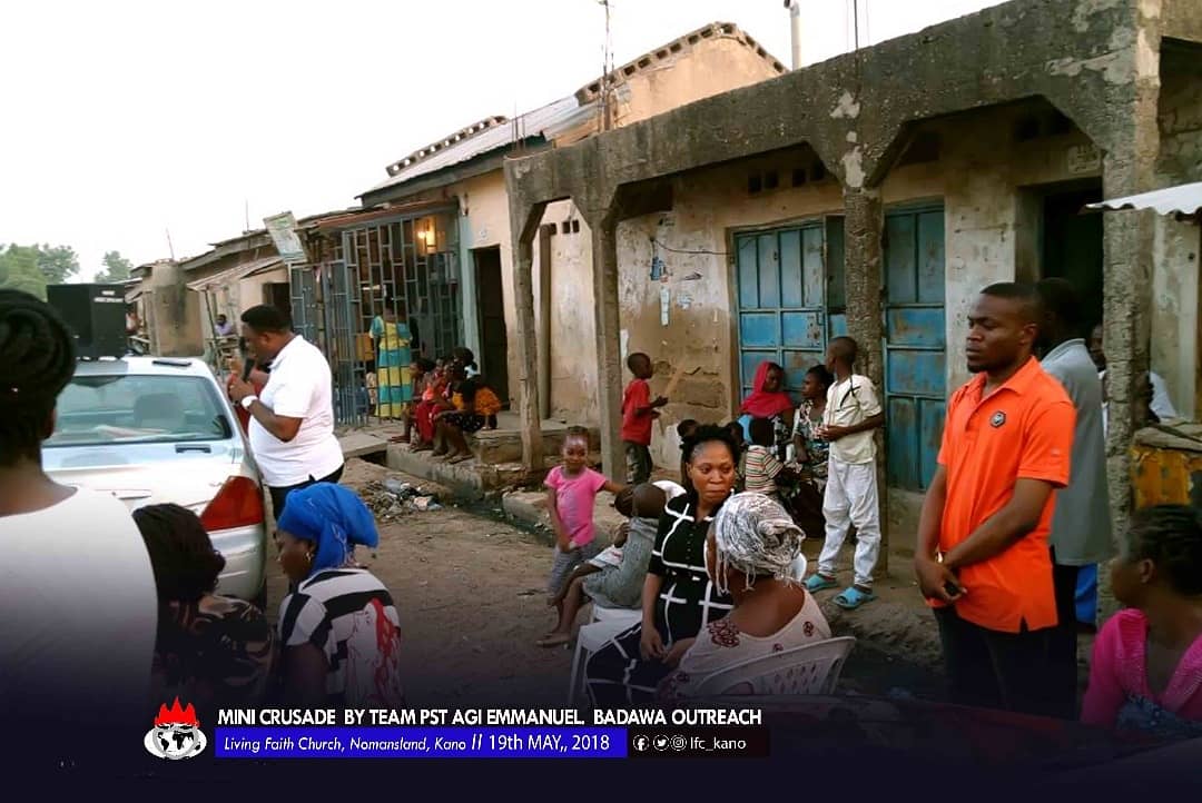 lfc_kano's tweet photo. Moments captured during the mini crusade held at Badawa, Kano state by Team Pst. Agi Emmanuel.

#Operation615
#SoulWinning
#WinnersChapelIntlKano https://t.co/xUHaWGJygo