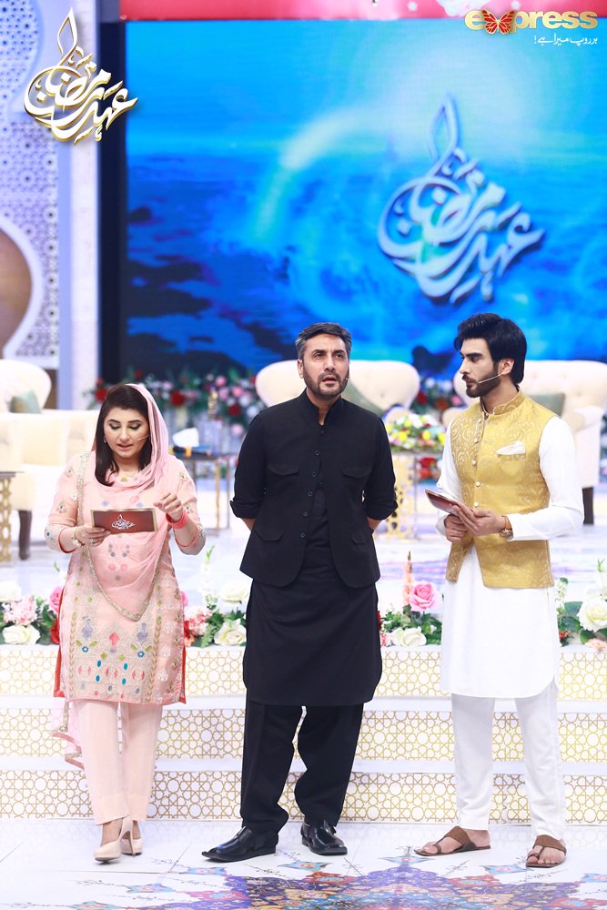 EntExpressTV's tweet photo. Adnan Siddiqui with #JaveriaSaud and #ImranAbbas in #EhedeRamzan on #ExpressEntertainment https://t.co/m7Uvu9gQwi