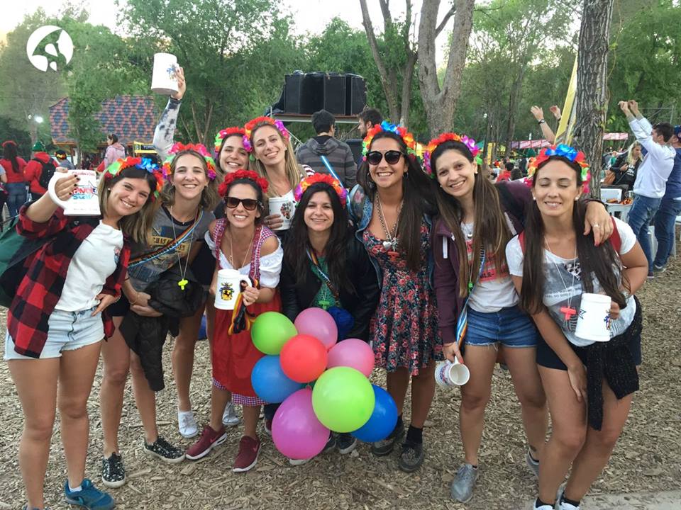 UnLugarViajes's tweet photo. Escuchaste hablar de Oktober Fest? esperamos que SI por que este evento cumple su 55º edición en el nuevo predio Bosque de los Pioneros y Un lugar  te va a llevar para que disfrutes con tus amigos!

- Contactanos por whatsapp para más información 11 49 47 22 82 #ViajaConUnLugar https://t.co/NuPP976h9d