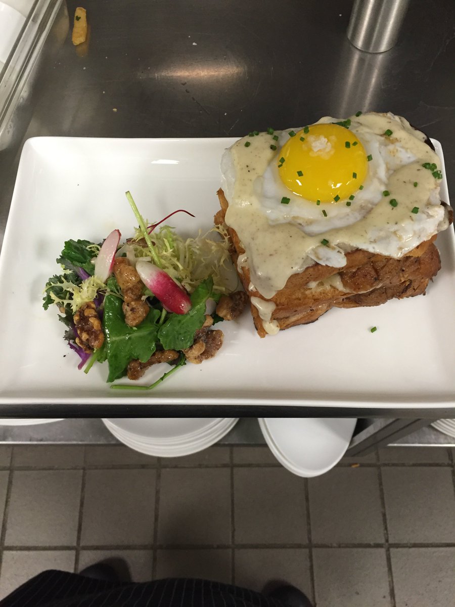 WeDidItBoston's tweet photo. Duck croque madame w. Garden salad. #foodporn #delicious #sandwich #duck #croquemadame #frenchcuisine https://t.co/SvLkQ8FLpw