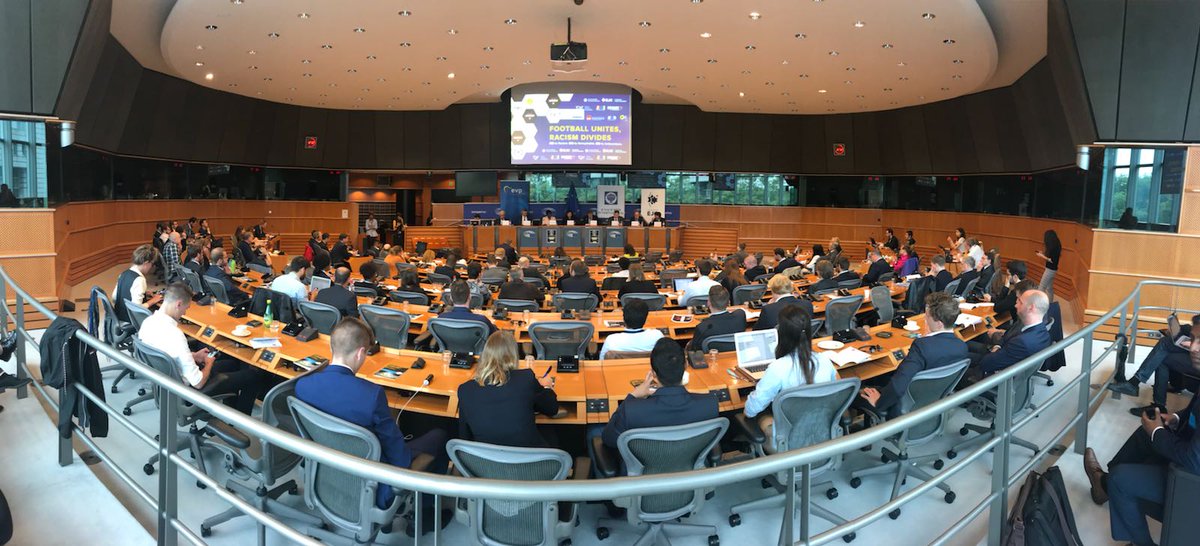 ckyenge's tweet image. Successo dell’evento di oggi al Parlamento Europeo “Football Unites,  Racism Divides” che ho contribuito a organizzare a Bruxelles con  l’intergruppo antirazzista @ARDIEP2014_2019 
#StopRacism #NotInMyGame