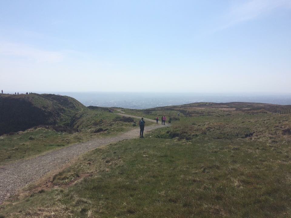 piarais91's tweet photo. USA 94 weather on Cavehill today! A gem in North Belfast ☀️#Samhraidh https://t.co/Nd7bKqz8y1