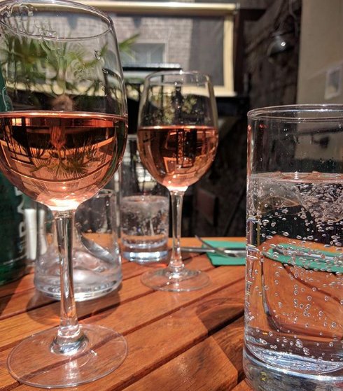 Chez Max tweet media