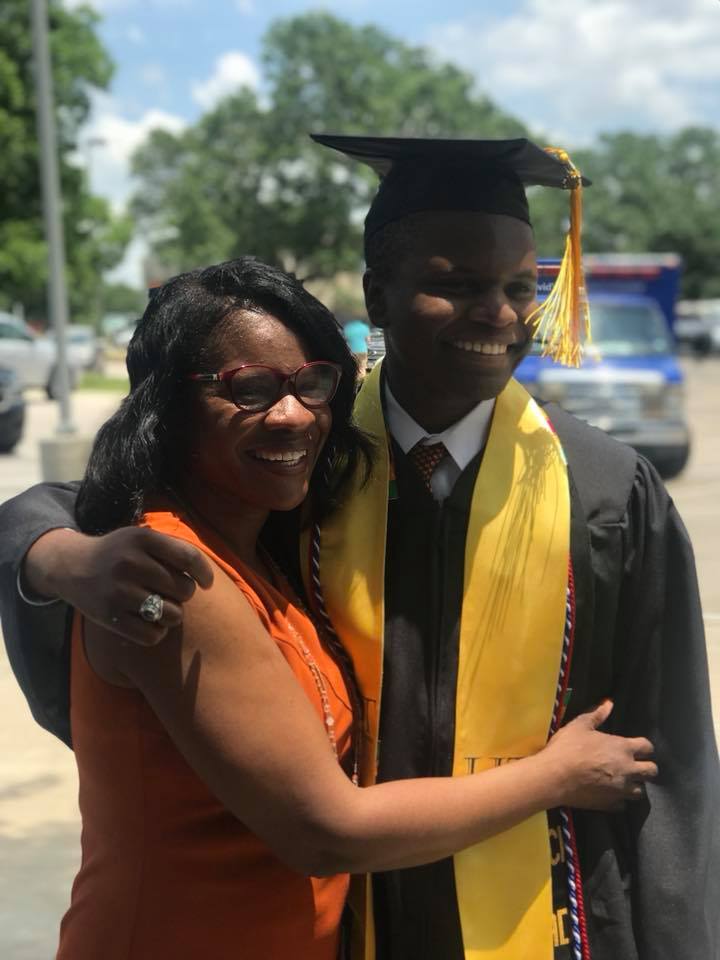 lcobb2000's tweet photo. Nicholas Cobb and Mom Laura Hayes congratulatory hugs after CNS Convocation.  #UTGrad18 @UTAustin @UTAustin2018 https://t.co/EUyzZwQtNu
