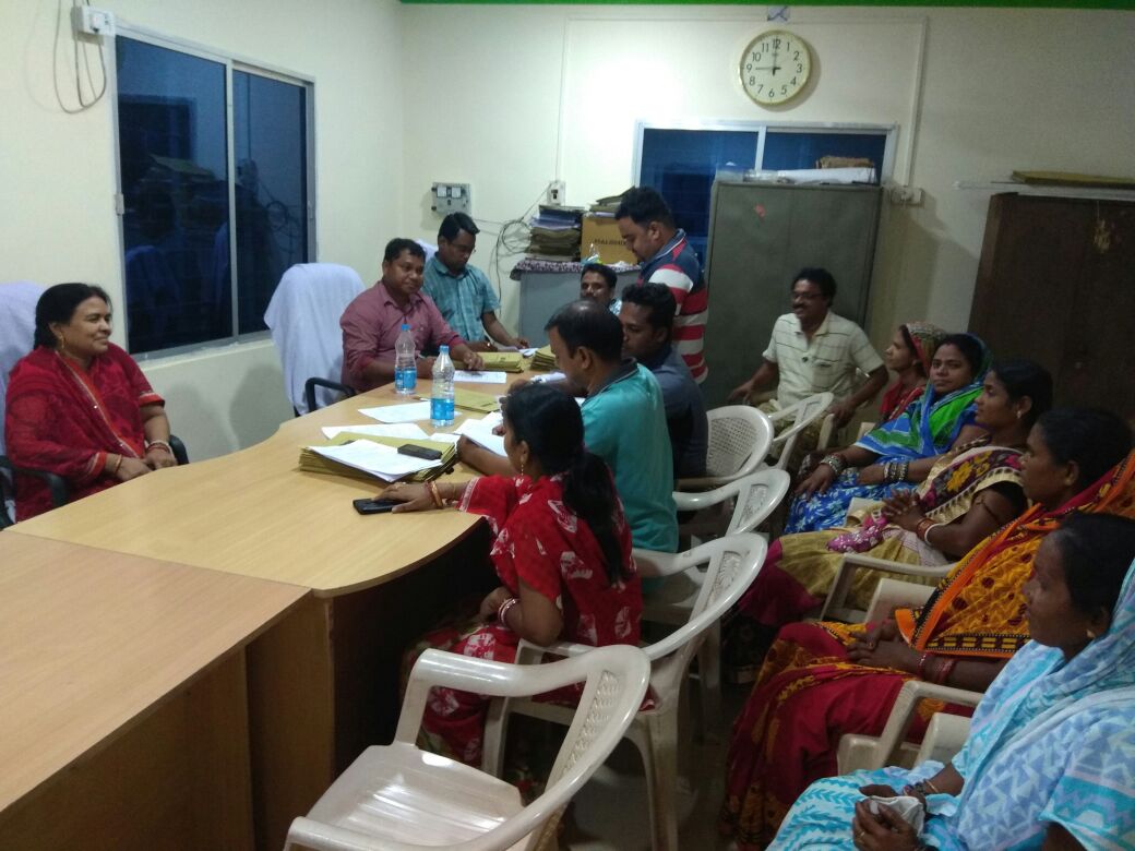 SBM(G) sensitisation meeting taken by BDO, Pallahada at Nijigarh GP office in the presence of Sarpanch and Ward members. #SwachhBharat #ZSBP <a href="/swachhbharat/">Swachh Bharat Mission - Grameen</a> <a href="/sbmodisha/">SBMODISHA</a> <a href="/tatatrusts/">Tata Trusts</a> <a href="/PRDeptOdisha/">Panchayati Raj and Drinking Water Department</a> @Sbmzsbp <a href="/TeamSwachh/">Team Swachh Bharat</a>