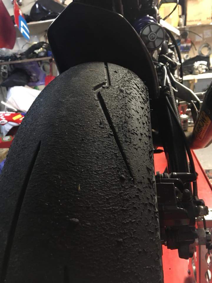 MPurslowRacing's tweet photo. That’s what you get when you go the wrong way with the #suspension settings woops lol 🙈 #markpurslowracing #tires #tireproblems https://t.co/Oo3Pp6fmrj