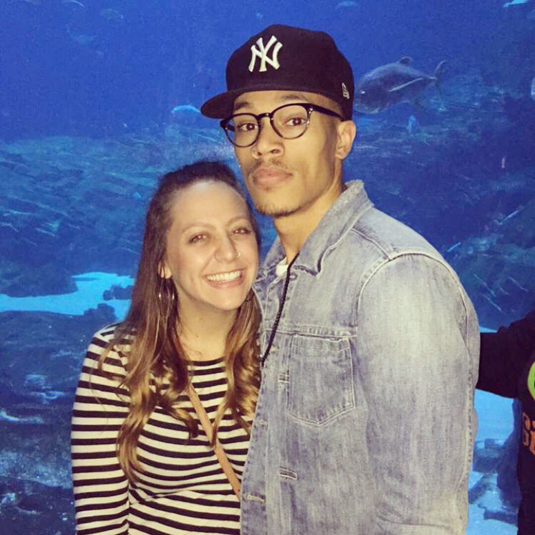 TripLee's tweet photo. Do you knooow what today iiis? It’s our anniversary. Can’t believe we 9 years in! Love you @JessMBarefield 🙌🏽🙌🏽🙌🏽🙏🏽🙏🏽🙏🏽 https://t.co/geMkUKgVXS