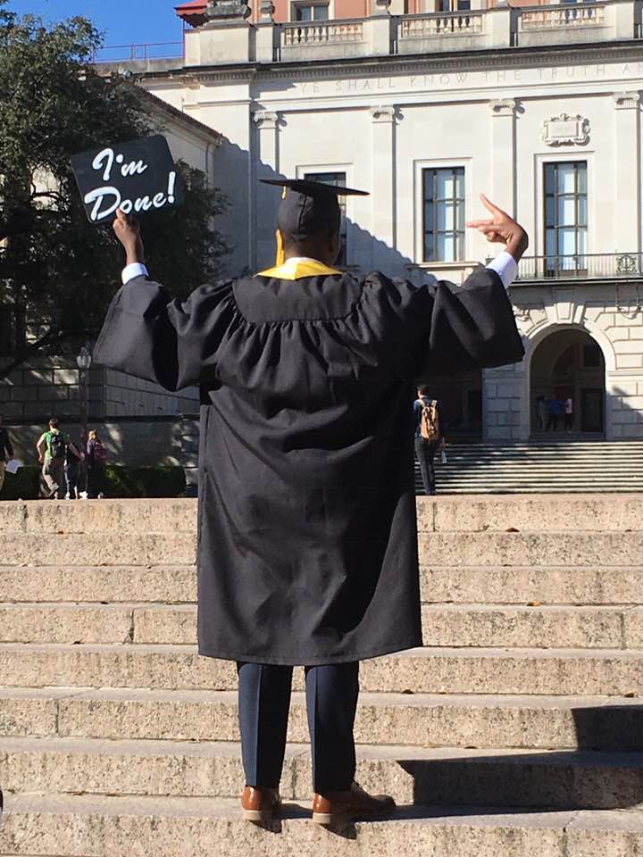 lcobb2000's tweet photo. Nicholas Cobb CNS BS in Computer Science. Look out Google here he comes!  #UTGrad18 @UTAustin @UTAustin2018 @UTCompSci @StudentDeanCNS https://t.co/E2LIireazV