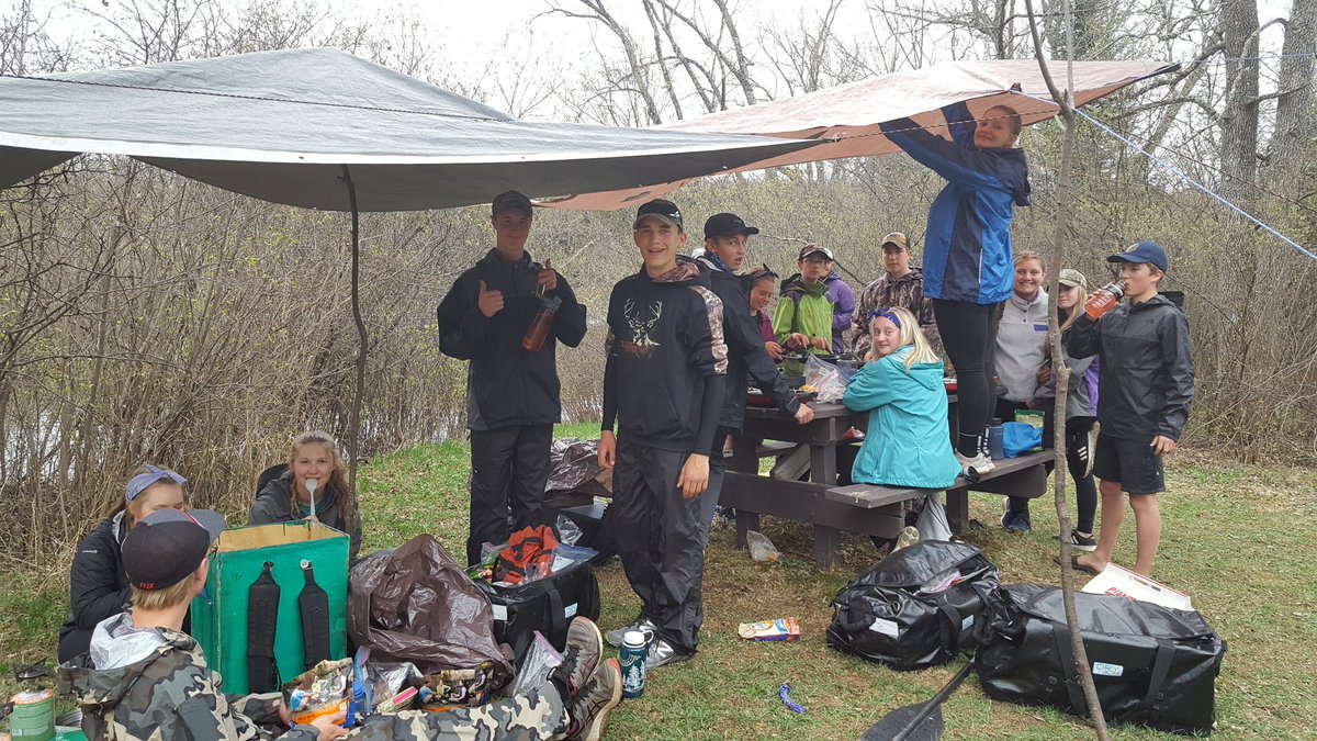 WildlandsSchool's tweet photo. Best moments of 2017-18 include camping trips! #teacherpowered #wildlandsschool #PBL #outdoorclassroom https://t.co/f7aCjkVWP6