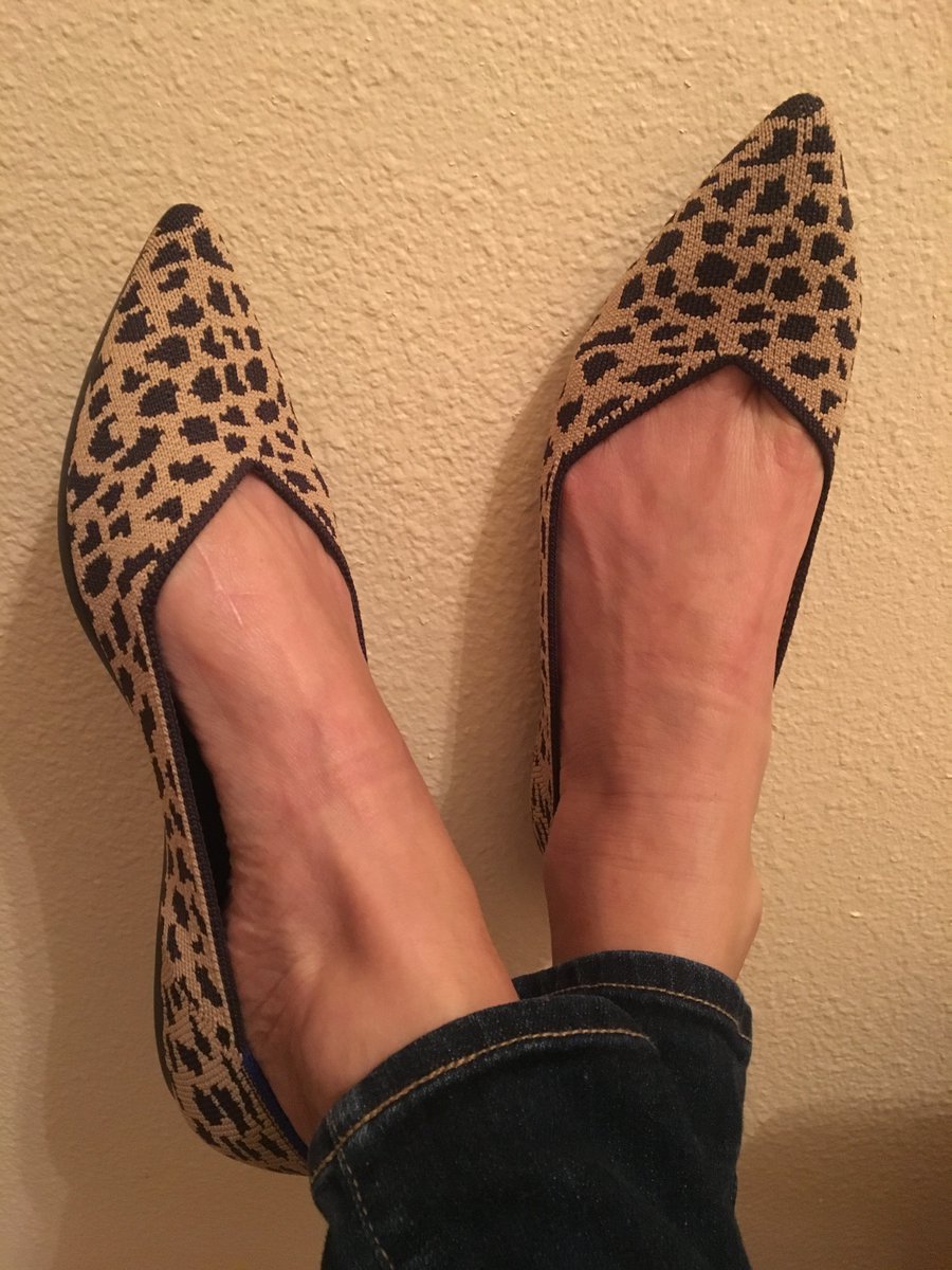 justj0ni's tweet photo. https://t.co/keRTnfjX5S $20 off The BEST #VEGAN ECO FRIENDLY NON TOXIC SLIPPER SOFT SHOES #Rothys #LiveSeamlessly Made of #Recycled #WaterBottles #WednesdayWisdom #GoVegan #veganbeauty #vegansarefine #ShoeOfTheWeek #WorldEnvironmentDay https://t.co/hQBrMDo294