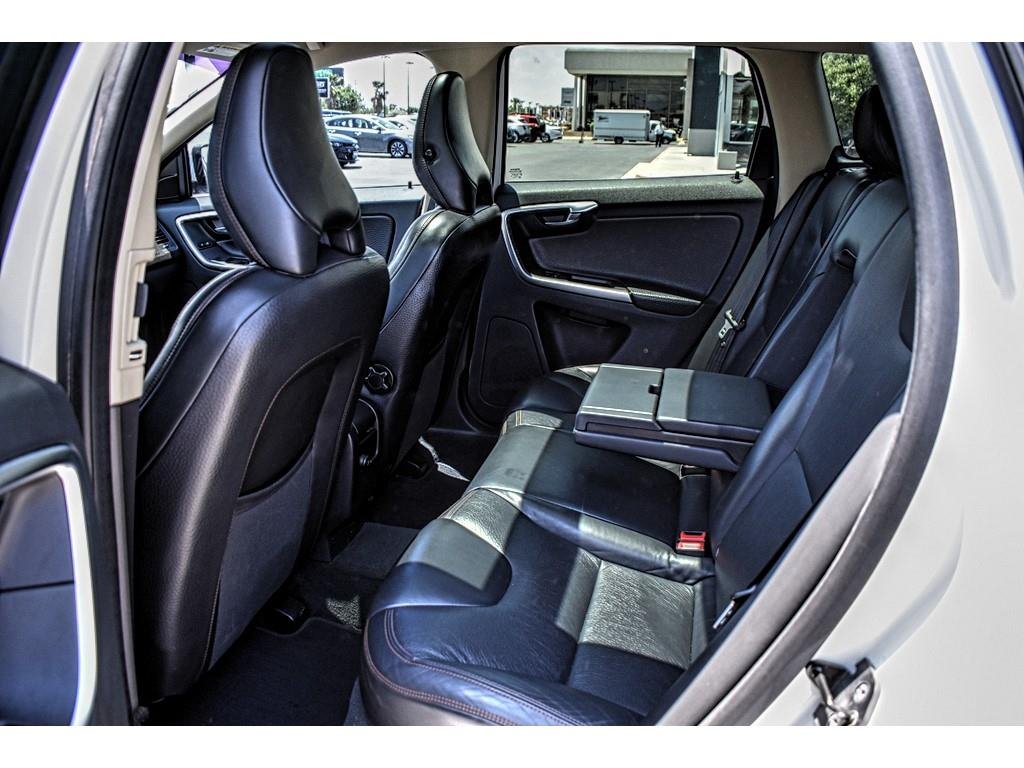 bravo_cadillac's tweet photo. Enjoy space, style, and savings when you drive our 2010 Volvo XC60! Come see us today. https://t.co/NG13yeQPGH #volvo #xc60 #volvoxc60 #bravo #bravocadillac #elpaso https://t.co/GbDW1QEDWX