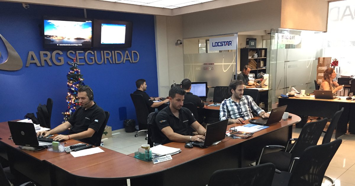 argseguridad's tweet image. Atención personalizado en todas las tecnologías de seguridad electrónica, estacionamiento para clientes, envíos a todo el país, acarreo a retiro sin costo sobre volumen mínimo, garantía y soporte técnico.
