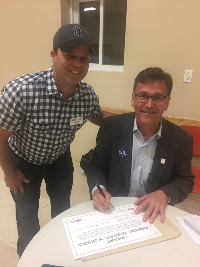 A big thank you to @votebillwalker  and <a href="/fordnation/">Doug Ford</a> for supporting <a href="/OntarioFarms/">Ontario Federation of Agriculture</a> campaign #ProducingProsperity in Ontario. #Greybrucefarms #Paisley