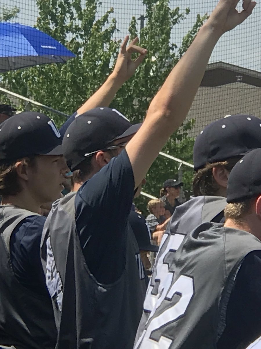 UH Baseball tweet media