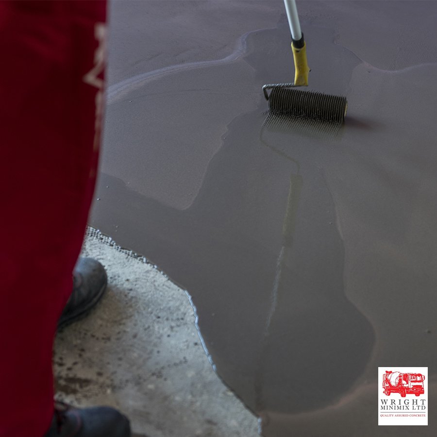 WrightMiniMix's tweet photo. Have you considered liquid screed for your next internal concreting project? 🏠🤔💭 Discover the benefits of our specially designed Wrightflow Screed today! 👉 https://t.co/eecabT59RX https://t.co/7JZvmtPuc3