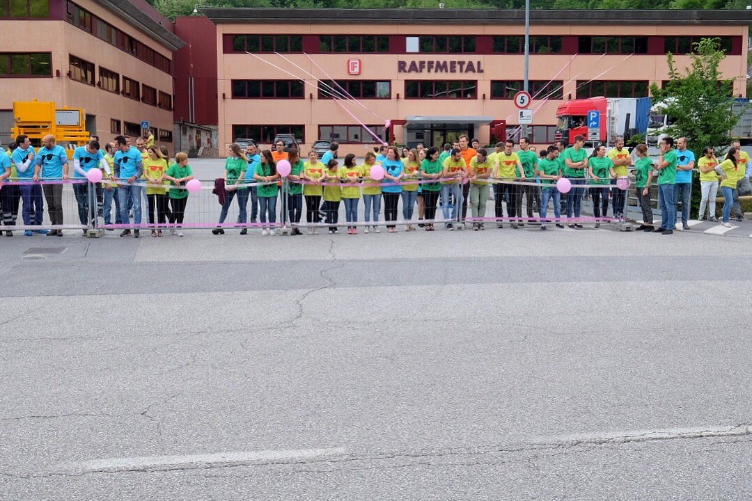 raffmetalSpa's tweet photo. Al passaggio del 101esimo Giro d’Italia Raffmetal ha supportato gli atleti al loro passaggio

#raffmetal #welovesport #giroditalia https://t.co/YZmFj0gg23