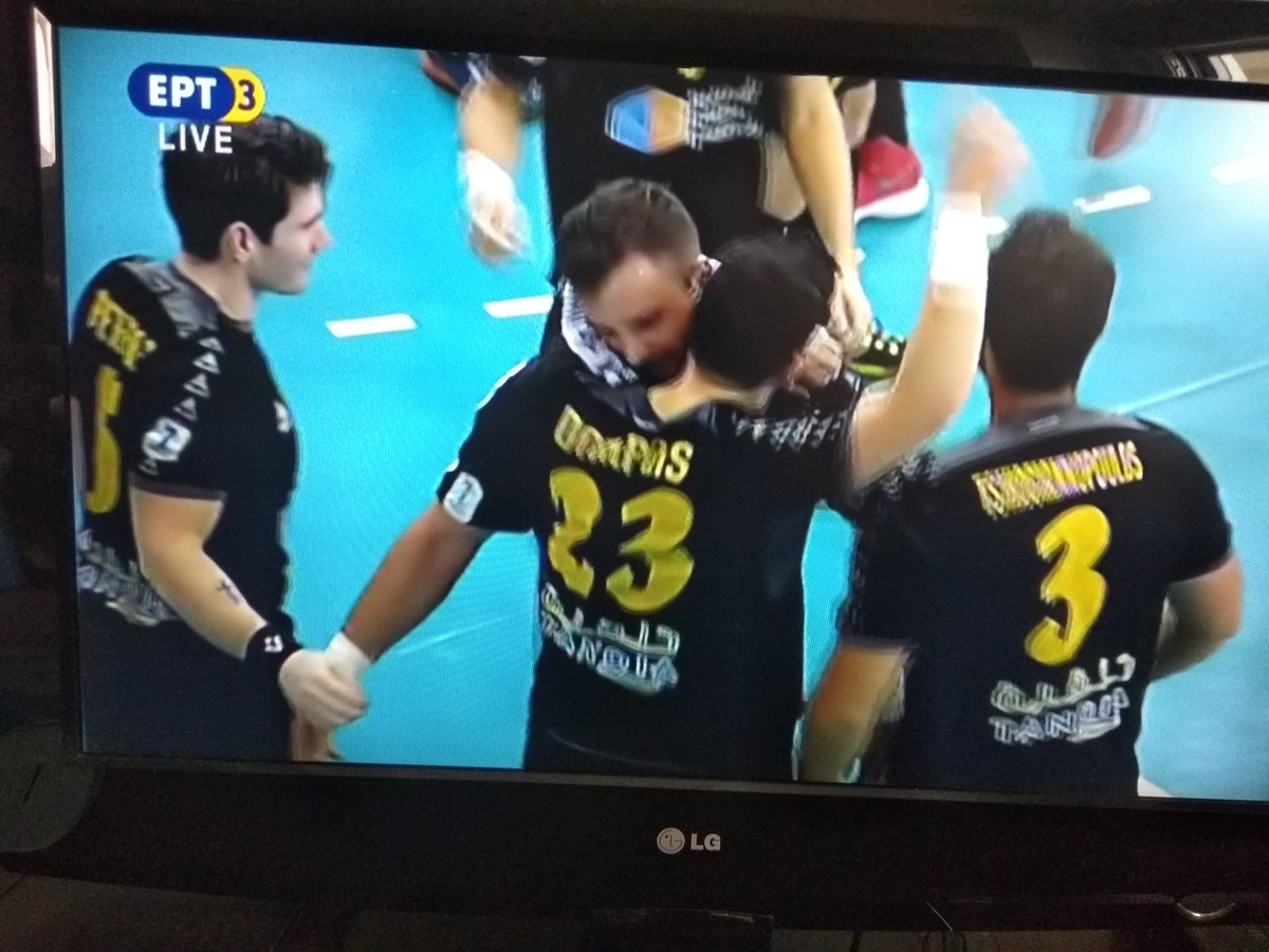 pkikos21's tweet photo. Μαγκιά δεν είναι να χτυπάς..
Μαγκιά δεν είναι να σκούζεις..
Μαγκιά είναι να ξέρεις να βγαίνεις νικητής..
ΜΠΡΑΒΟ ΜΑΓΚΕΣ ΜΑΣ! https://t.co/NJ2HmUNkiN