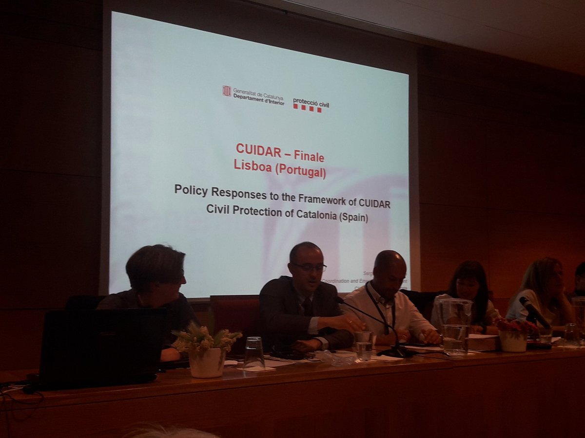 PacoMartNT's tweet image. Ahora @sergiodelgado76 exponiendo datos de las emergencias más recientes @emergenciescat relacionados con niños y jóvenes en #CUIDARFinale Lisboa