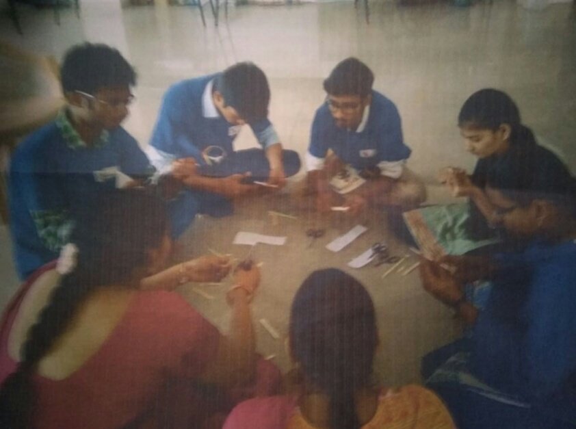 dcseLEAD's tweet photo. "The aim of education should be to teach us rather how to think, than what to think".
Have a glance over the initiative taken by the LEADer Norattam from #Nizamabad :
https://t.co/ta0RH7qS68
#LEADCampus
#KakathiyaSandBox
#LEADStories #LEADBlogs
#DFLead #DFIndia https://t.co/NBPe2bcFoj