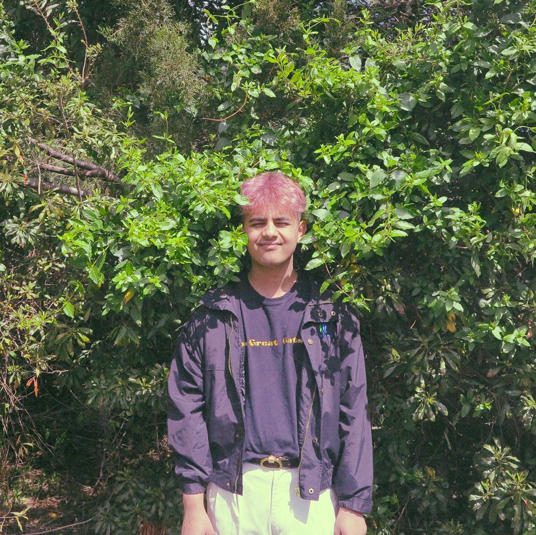 GoodJuiceBox's tweet image. "I miss not having any responsibilities and just hanging out in 7-Eleven parking lots with my goofy friends."

We're back from our short hiatus with the inside story behind @imcurtiswaters' debut – and his thoughts on growing up. Get to know him.  

read: bit.ly/prom_night_cur…