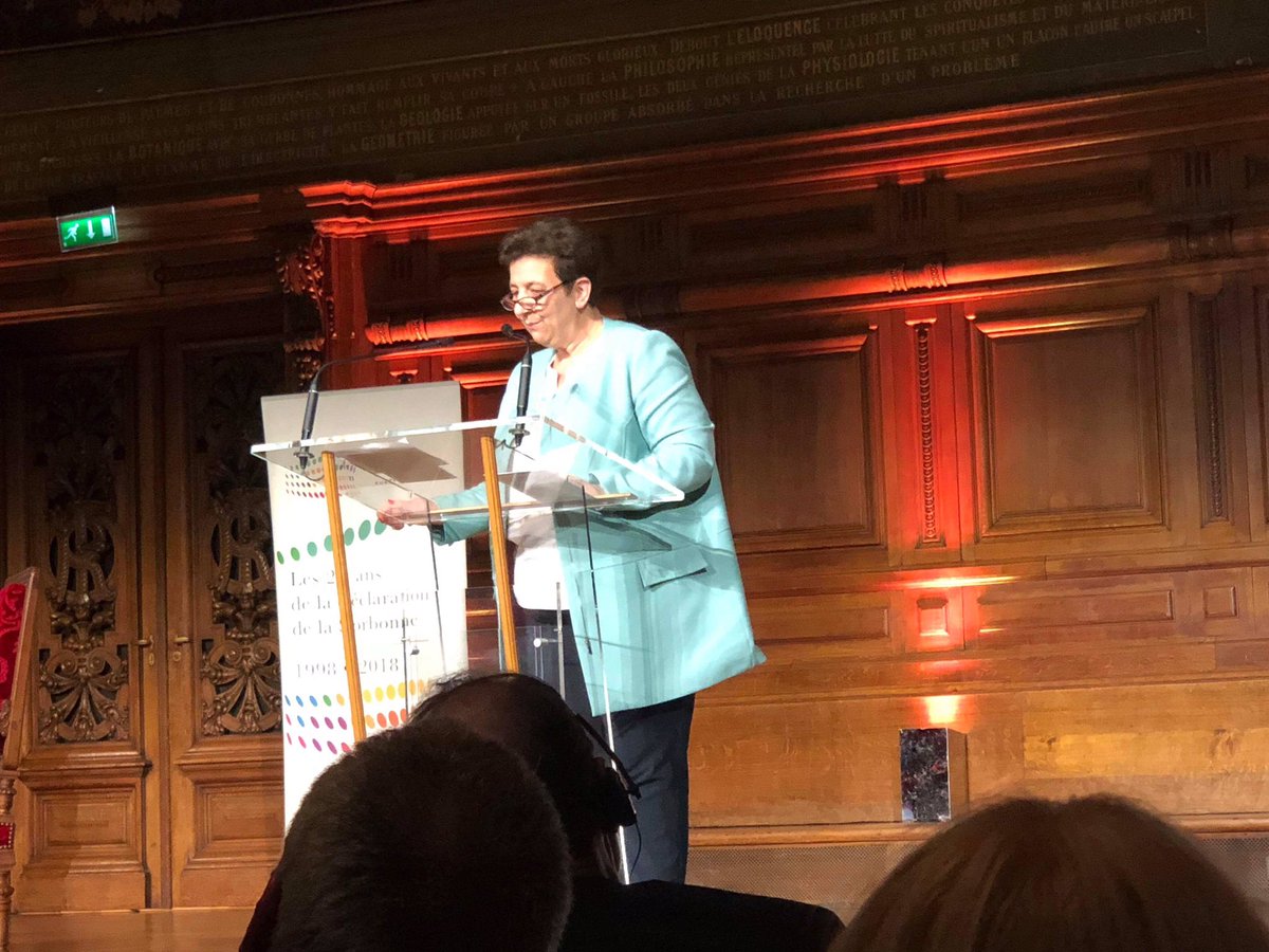 "Le savoir est le socle commun qui dépasse largement les frontières de l’union monétaire" <a href="/VidalFrederique/">Frédérique Vidal</a> <a href="/BFUGsecretariat/">EHEA - BFUG</a> <a href="/sup_recherche/">Ministère Enseignement supérieur/Recherche/Espace</a> #EHEAParis2018