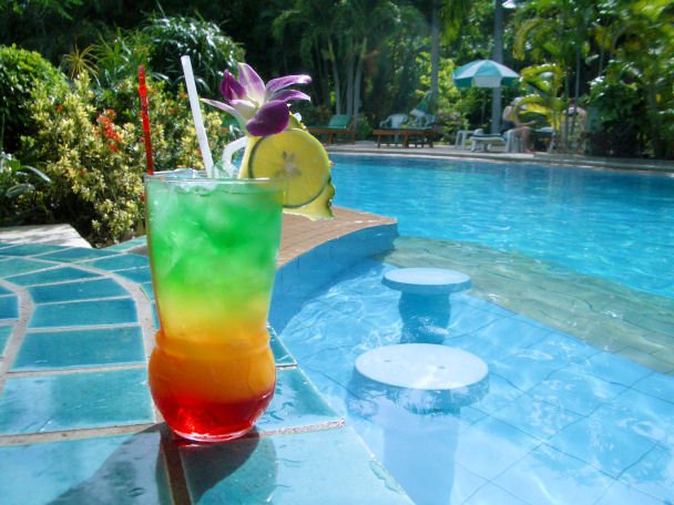 GetLost4U's tweet photo. Summer Pool Time https://t.co/avNIzkNOUM