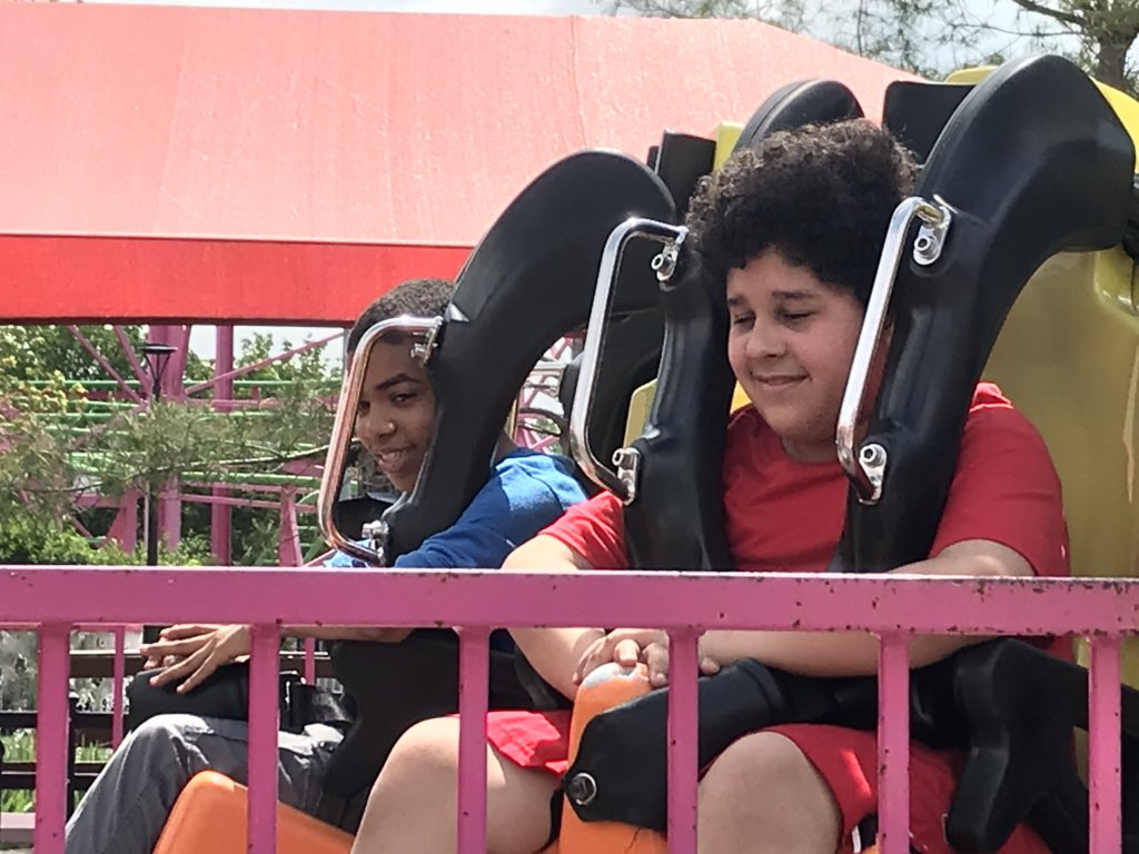 ColumbusTHT's tweet photo. Columbus @FunPlex!!!! #thelifeofaprincipal#trentonshiddentreasure https://t.co/HVpE9p0W0d