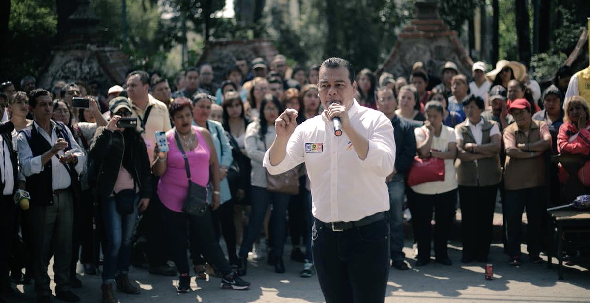 JuanZepeda_'s tweet photo. Si no somos responsables con el agua, las guerras no serán por petróleo, sino por este recurso natural. ¡Cuidémosla y evitemos su contaminación! #JuanZepedaSenador https://t.co/JQwtfdlIjQ