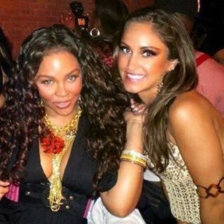 LilKimWorld's tweet photo. .@LilKim, @KeyshiaCole &amp; @MissyElliott on the set of "Let It Go" video, 2007. https://t.co/Y3jDZJhhJ1