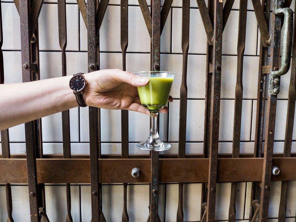 Woodandcobar's tweet photo. Have you tried our Grasshopper yet? Our interpretation has white chocolate, mint, Overproof rum and matcha 🍃 https://t.co/efdMPy0JKI