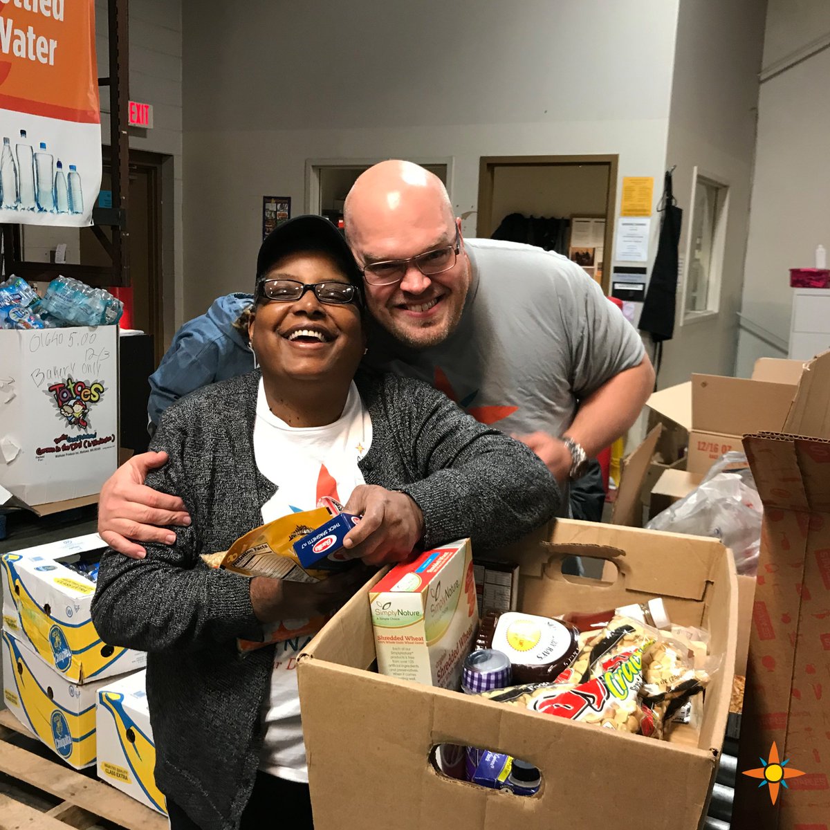 LifeNavOrg's tweet photo. Here's our board members Cindy and Chin at last year's @FeedAmericaWI volunteer outing. #LiveWorkVolunteer https://t.co/SQAIUSUcPO