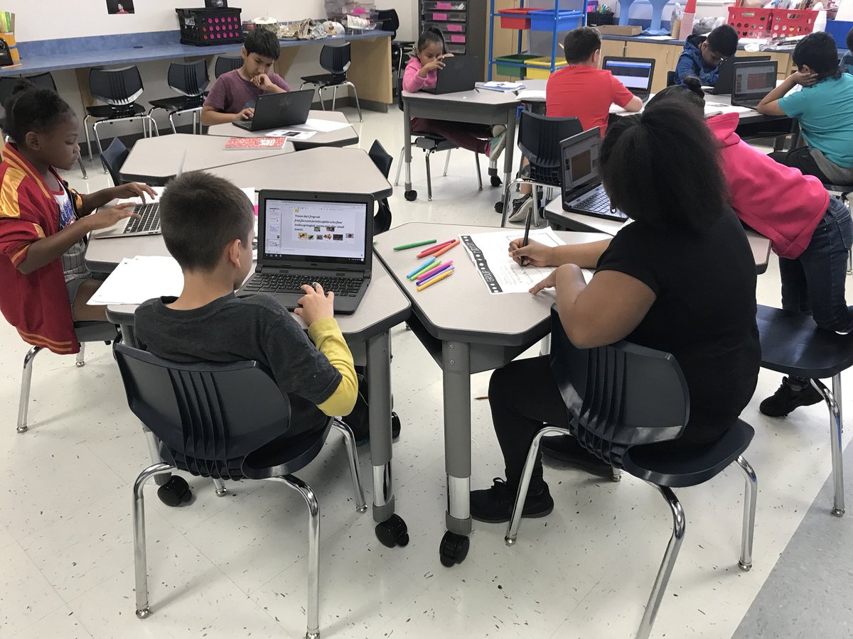 MrsPerkinsGr3's tweet photo. My kids LOVE doing research with #ChromeBooks and #GoogleClassroom. Thanks to #MISDLibraryResources and @Ashley_Cook88, my kids are easily able to find safe information for FREE! #engagedtolearn #research #engagement #mesq3rd https://t.co/s89qIPtMyJ