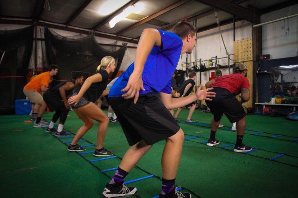 CorespeedGym's tweet photo. Summer is here! Sign up for our 12 Week Speed/Strength & Elite Speed classes!
For more information visit
https://t.co/jWO1JSRe8D
Or call (512) 904-0737
#BreakingRecords #SledsAreDead #SprintTrainer https://t.co/P50WpD8gZJ