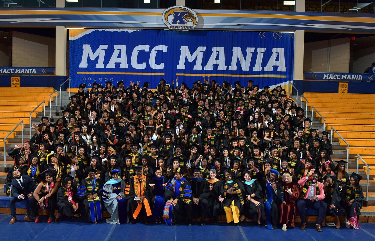 SMCKentState's tweet photo. View photos now from Karamu Ya Wahitimu/Celebración de los Graduados celebration on Flickr! Once again, congratulations to the #ClassOf2018 #KentState2018 🎓😀 #SMCKentState https://t.co/VFaUaEWLk0 https://t.co/MOVGQrNUtc