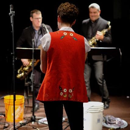 Rebecca Bruton Lets The World In musicworks.ca/rebecca-bruton… Rebecca talks to <a href="/saraconstant/">Sara Constant</a> about her new composition for @Quasar4_sax, premiering May 30 at <a href="/LeGesu/">Le Gesù</a> !