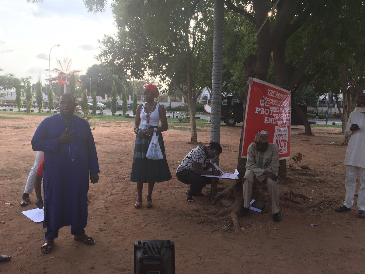 MKabrik's tweet photo. Day 1500 of Abduction
Day 1485 of Daily Advocacy
Day 82 of Leah Sharibuβs Abduction
#BringBackOurGirlsNOW
#WhereIsLeahSharibu
#NotWithoutOurDaughters
#NeverToBeForgotten https://t.co/hsxo6wCKLR